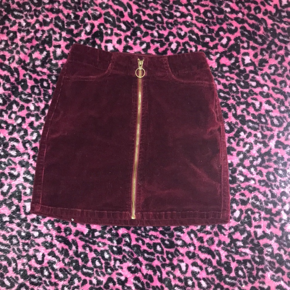 Size 0 red zip up mini jean skirt